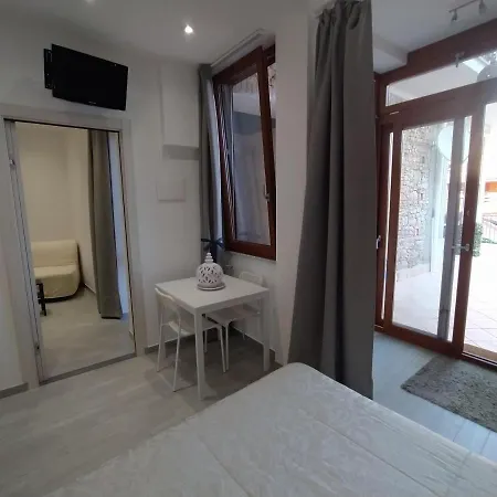 Marifra Garden Apartment *