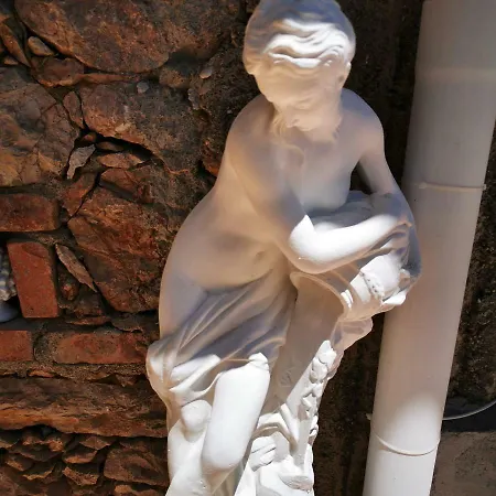Marifra Garden 公寓 陶尔米纳